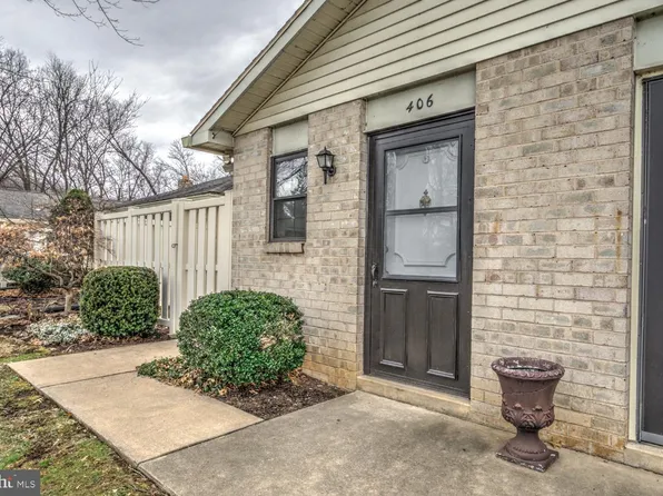 406 Valleybrook Dr, Lancaster, PA 17601