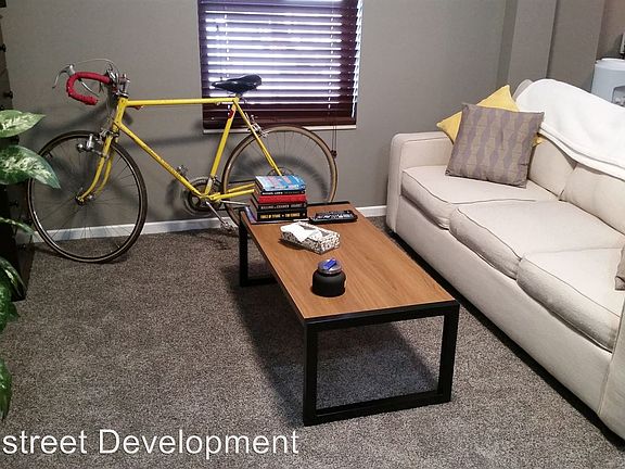 2nd image of 2405 Harney St APT 5