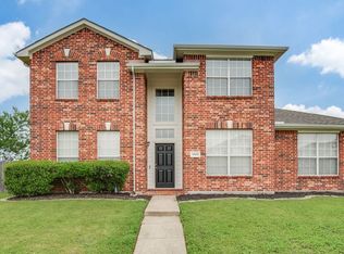 1425 Gatlinburg Cir, Desoto, TX 75115