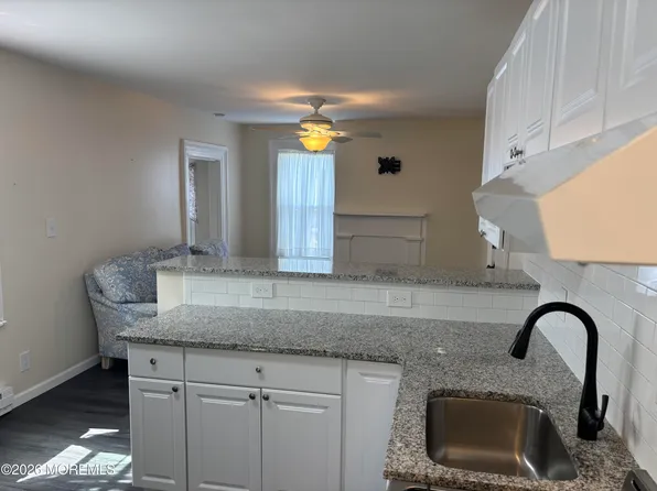 178 Broad St APT C, Keyport, NJ 07735