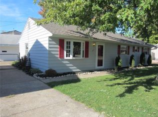 652 Kenilworth Ave, Sheffield Lake, OH 44054