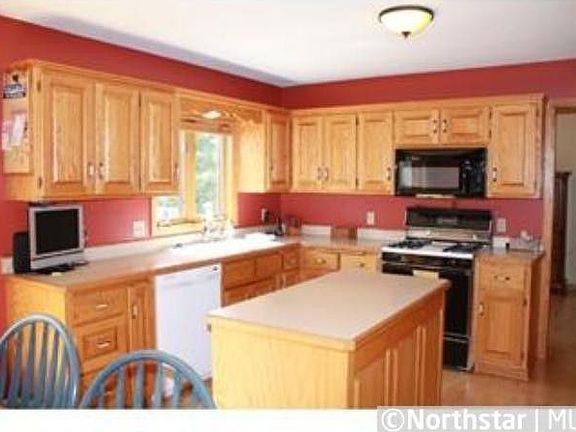 5th image of 11289 72nd Ave N