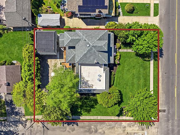 4th image of 302 Grassmere Avenue