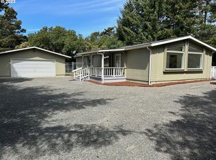 87476 Rhodowood Dr, Florence, OR 97439