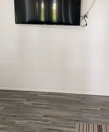 4th image of 50345 E Lake Shore Dr