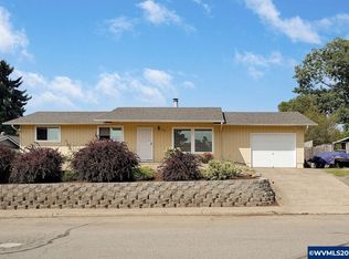 118 NE Fern Ave, Dallas, OR 97338