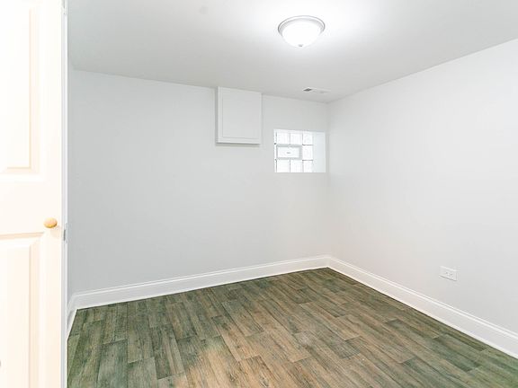 5th image of 1632 N Lotus Ave #G