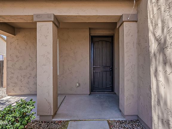 3rd image of 40759 W BRAVO Drive