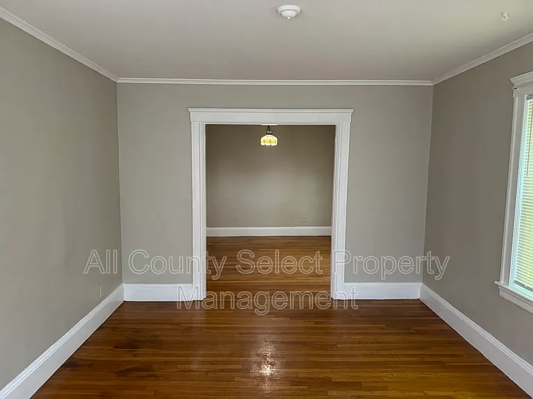 195 Jefferson Ave #1 — Photo 12