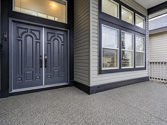 3rd image of 14867 67a Ave