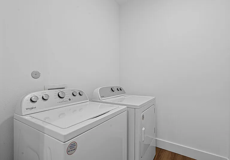 3146 Lubbock Ave — Photo 15