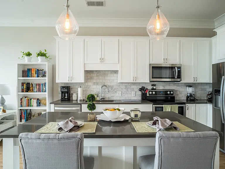 The Broadview — Photo 12