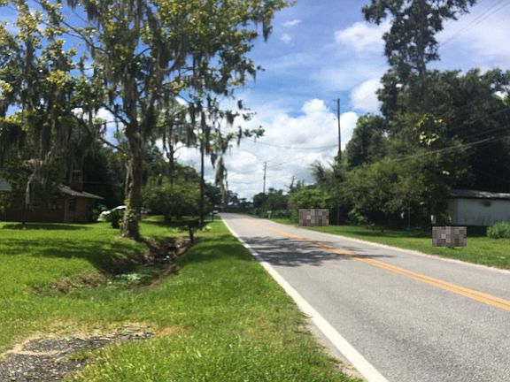 4th image of 310 S Eastside Dr
