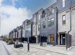 3079 Pharmacy Ave #27, Toronto, ON M1W 2H1