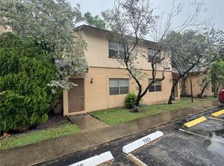 7025 W Sunrise Blvd, Plantation, FL 33313