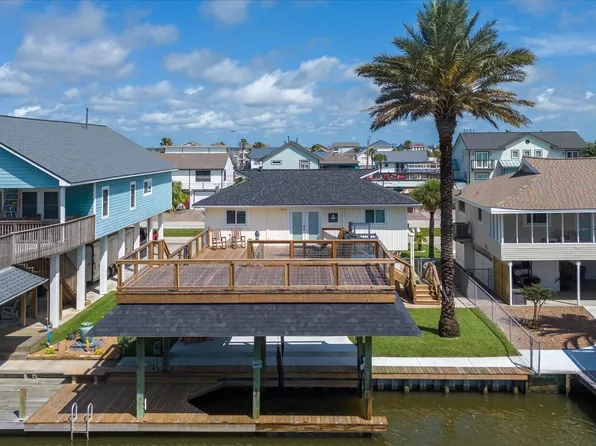 273 Barracuda St, Bayou Vista, TX 77563