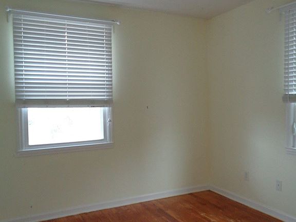 5th image of 2821 Kentucky Ave #B