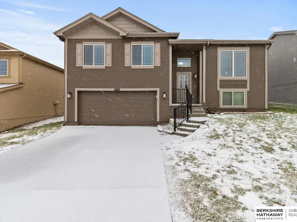 14217 Vane St, Omaha, NE 68142
