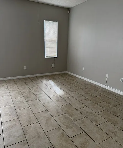 807 Palermo Ct — Photo 17