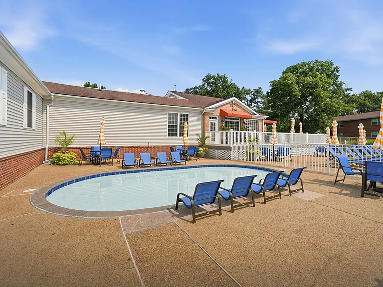 Westgate Apts & Townhouses LP — Photo 8