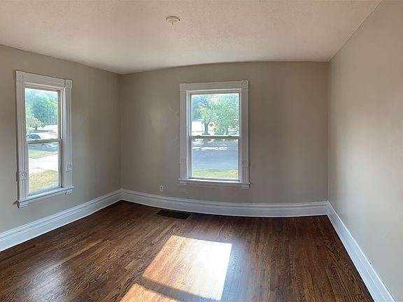 Large Bedroom or Den