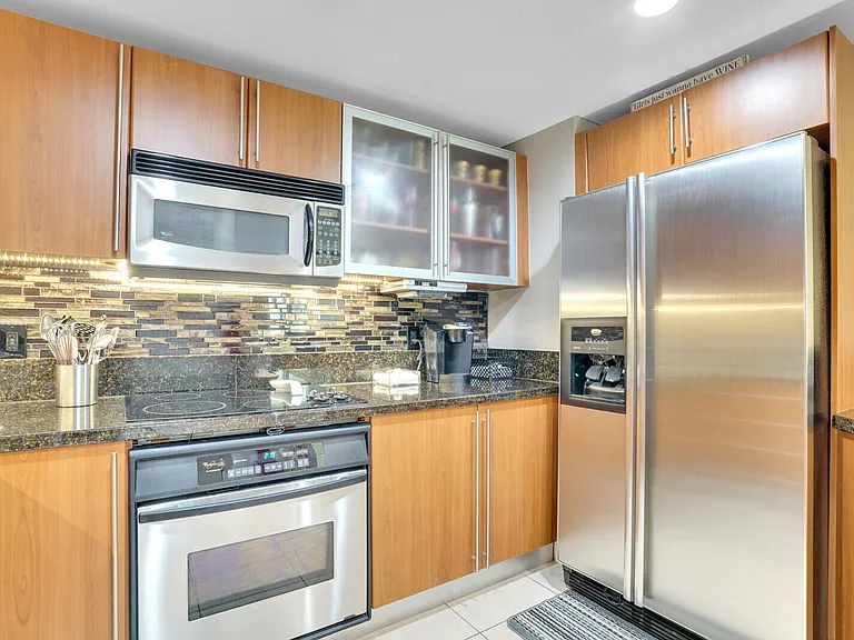 610 Clematis St #401 — Photo 10