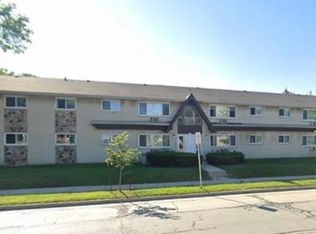 6237 S 13th St APT 8, Milwaukee, WI 53221