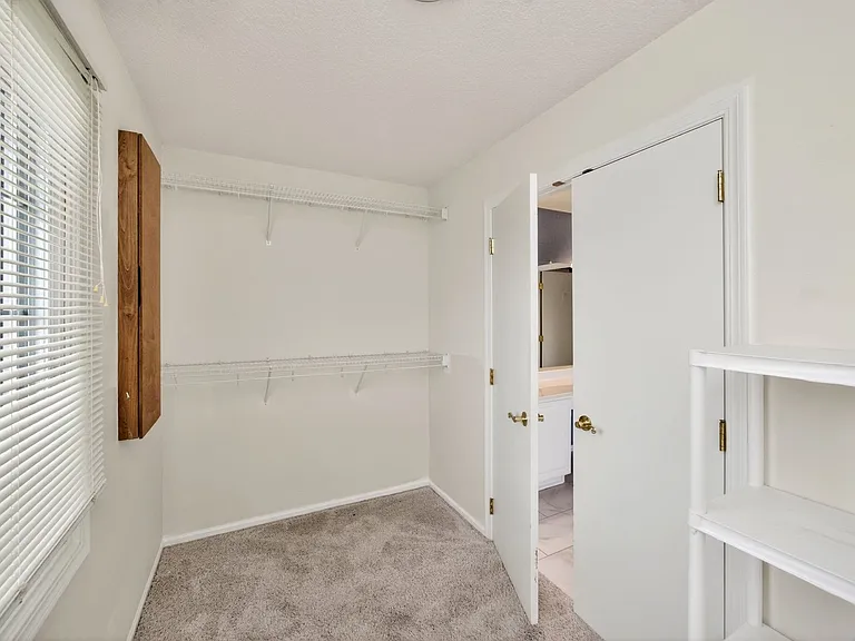 5226 SE 31st Ct — Photo 26