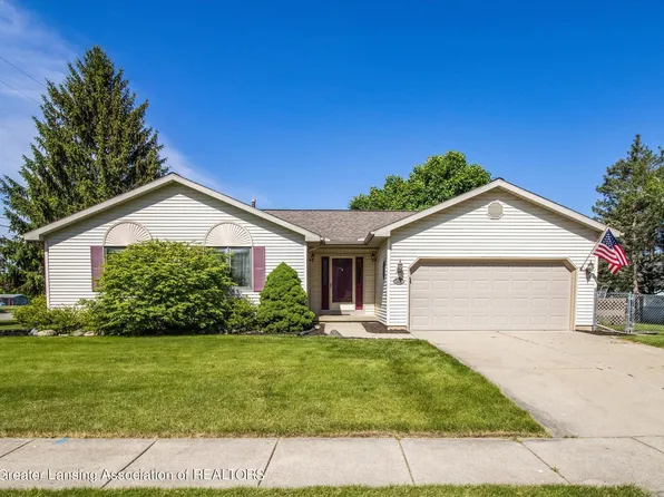 103 Stratford Dr, Mason, MI 48854