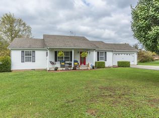 705 Sharon Ct, Berea, KY 40403