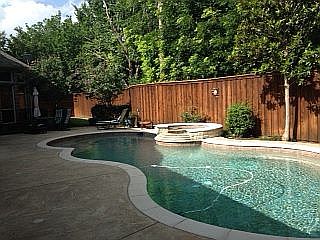 3rd image of 609 Castle Creek Dr