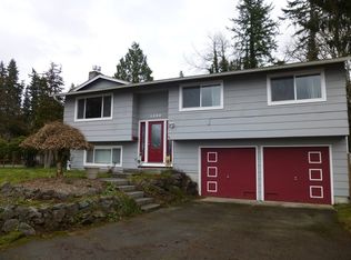 1302 Park Hill Dr, Arlington, WA 98223