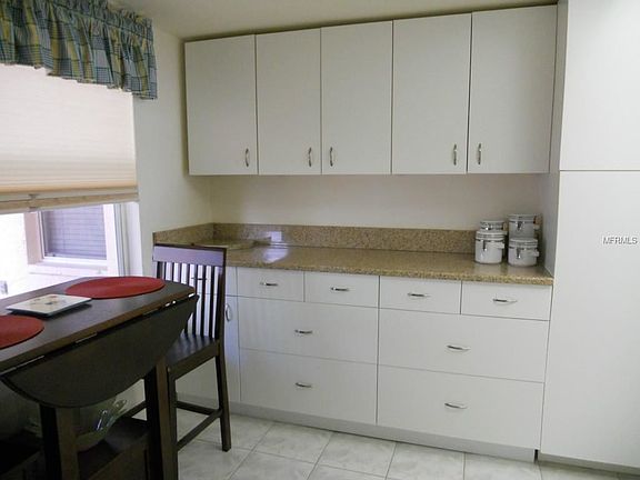 3rd image of 9320 Clubside Cir Unit 2209