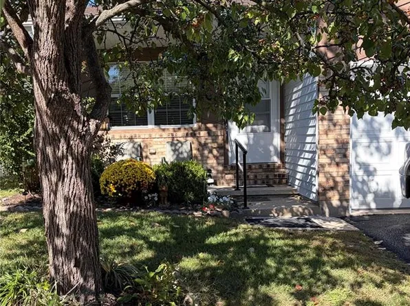 35 Wenona Ct, Washington, MO 63090