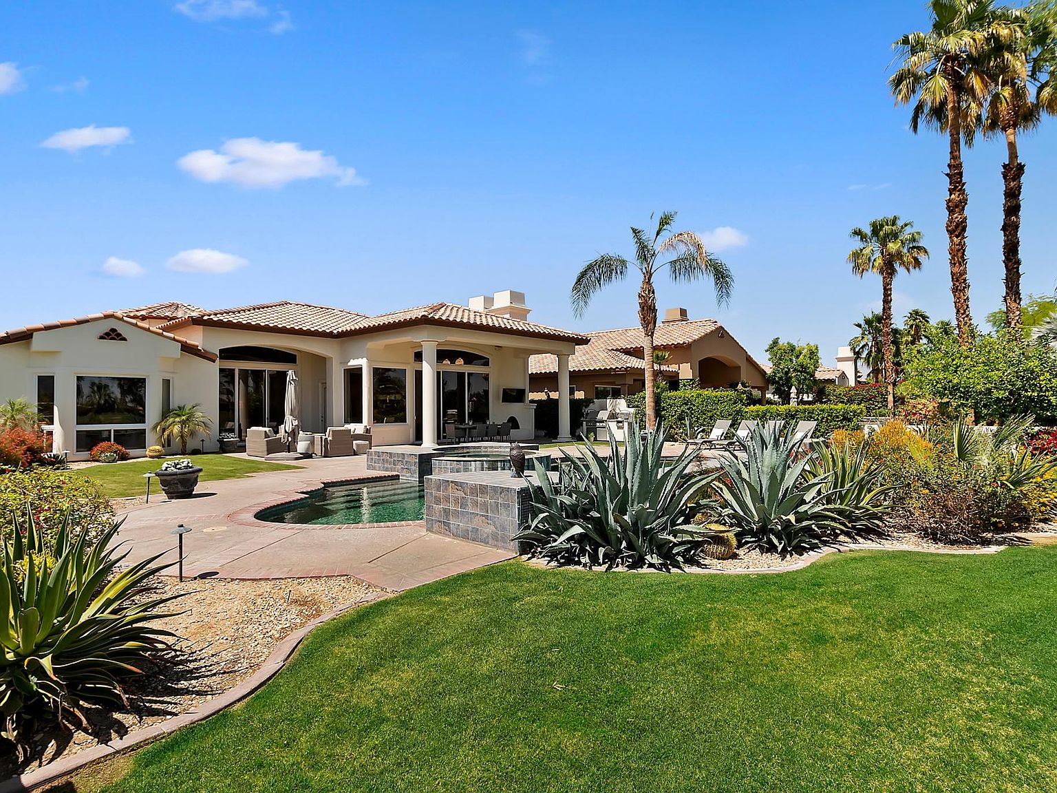 48644 Vista Palomino, La Quinta, CA 92253 | Zillow