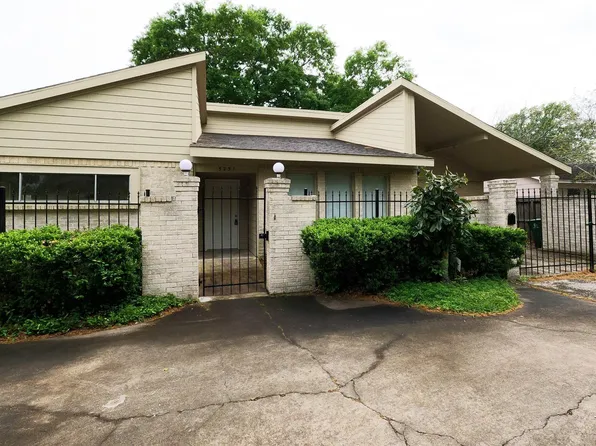 5231 Beechnut St, Houston, TX 77096