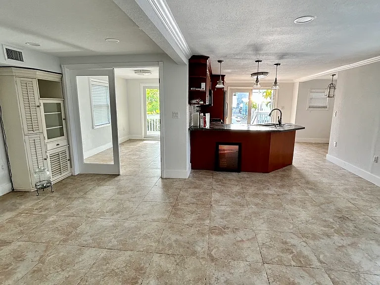 100 Sunset Ln — Photo 20