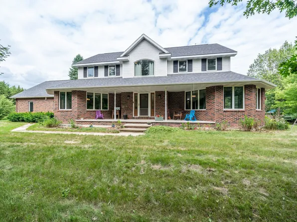 E7670 Puuri Rd, Fremont, WI 54940
