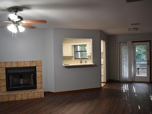 4th image of 658 Plainfield Ave