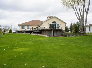 528 E Summit St, Battle Lake, MN 56515