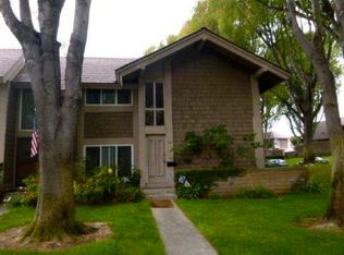 50 Oval Rd, Irvine, CA 92604