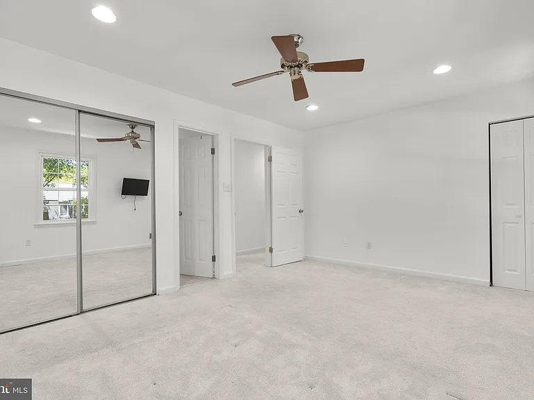 2407 Alsop Ct — Photo 20