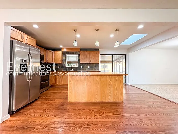2605 Reed Ct — Photo 4