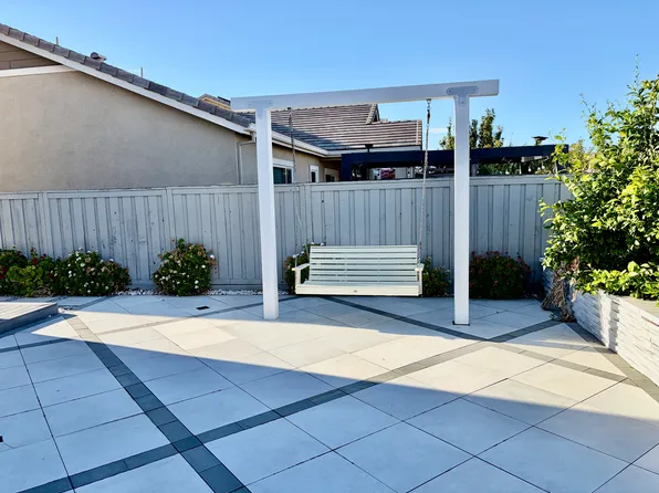 1560 S Hart Dr, Mountain House, CA 95391