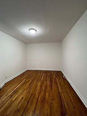3rd image of 140 Claremont Ave APT 2D
