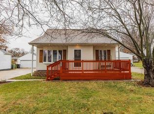 912 Locke Ave, Waterloo, IA 50702
