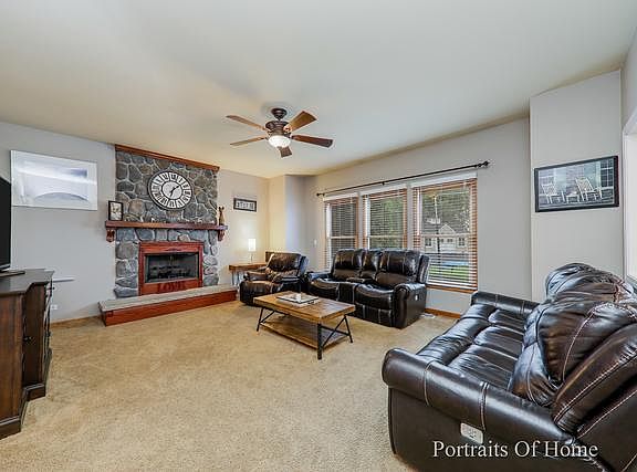 2nd image of 146 N Canyon Dr