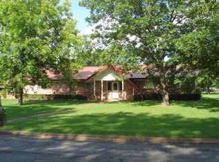 1100 Sugar Hill Rd, Paris, TX 75462