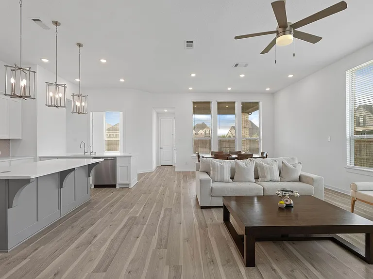 7602 Zinnia Blossom Ln — Photo 4