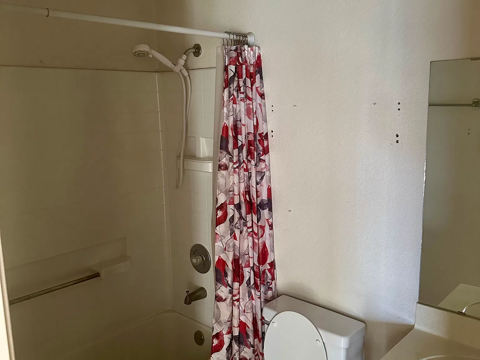3 bed, 1356 sqft, $1,600 — Photo 3